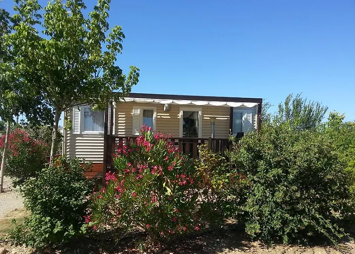 Camping La Pujade Hotel Alzonne photo