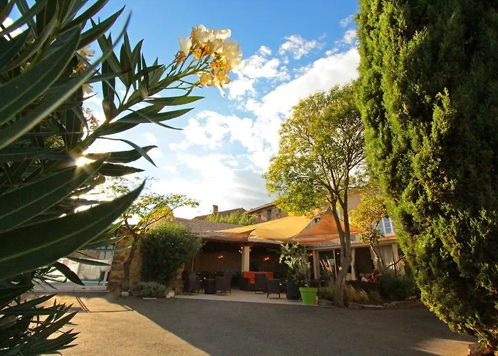 Logis Auberge Cote Jardin Hotel Lezignan-Corbieres photo