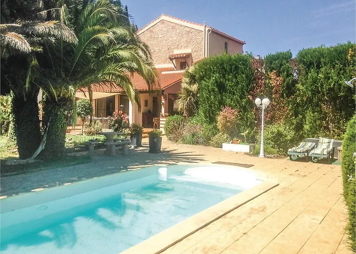 Studio Holiday Home In Saint Feliu D'Amont Taillet fotoğrafı