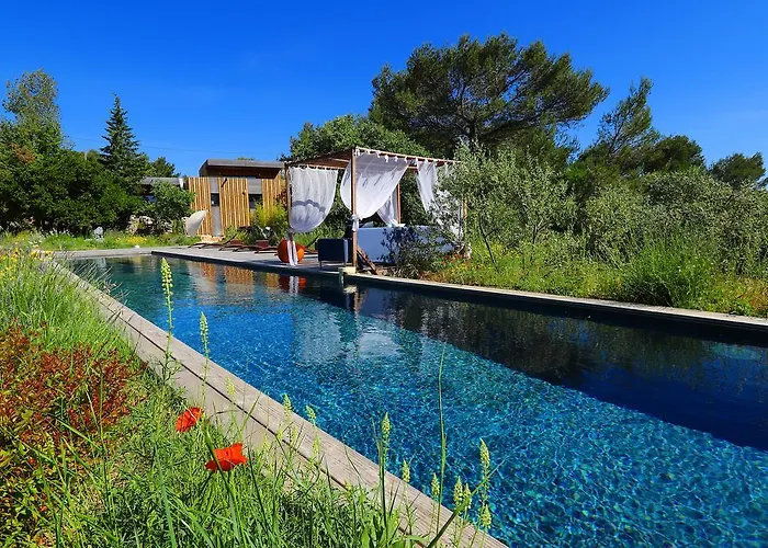 Bien Loin D'Ici Spa B&B Nimes photo