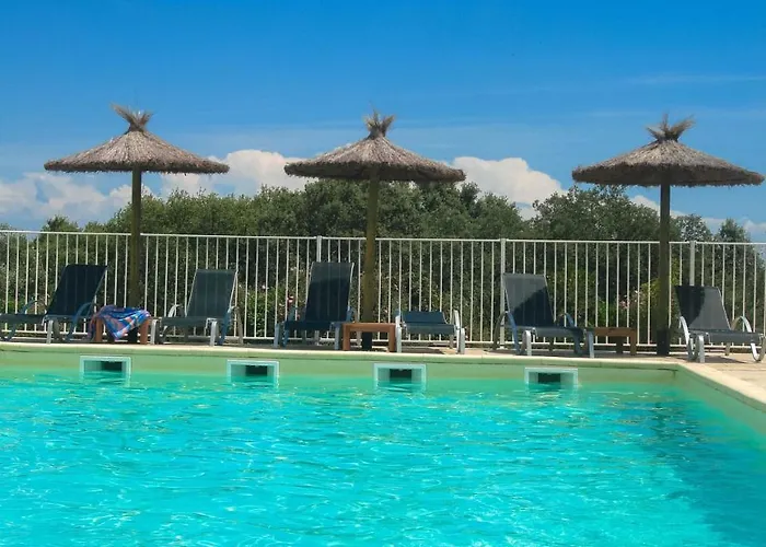 Hotel Restaurant Le Gardon - Pont Du Gard Collias photo