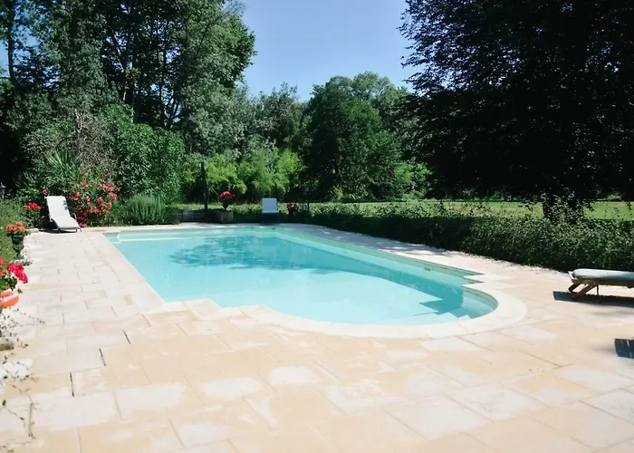 Chateau Berard Hotel Uzes photo
