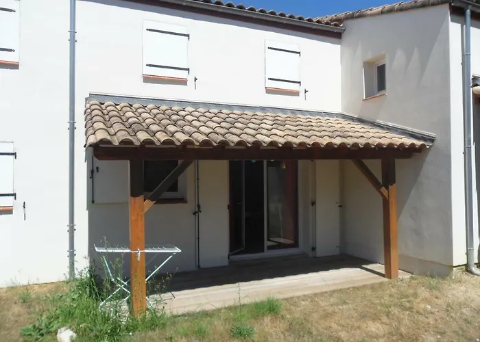 Maison De Vacances Sauve Foto