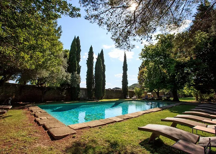 Domaine Des Escaunes Sernhac photo