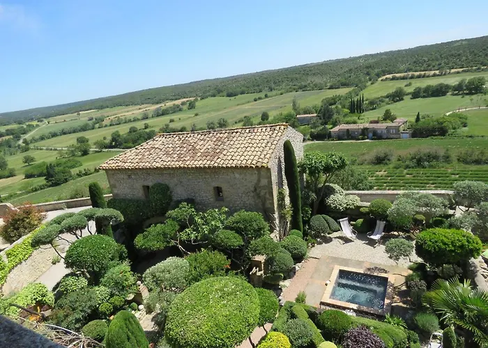 Les Buis De Lussan Bed & Breakfast Lussan  photo